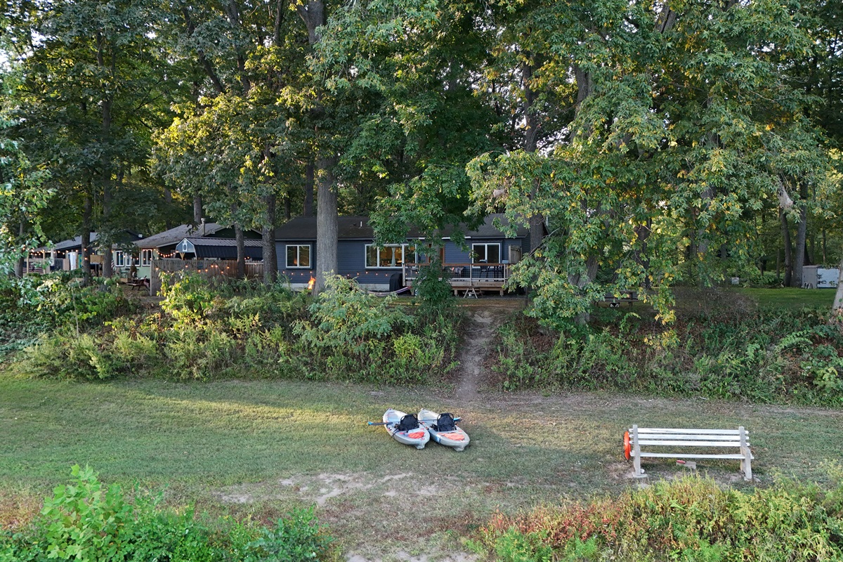 Your riverside escape!