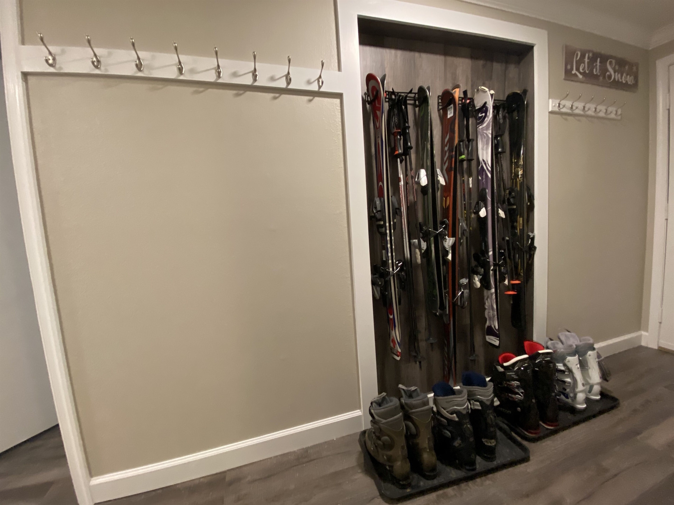 Lots of hooks for coats and gear and dedicated space for skis, boards and boots.