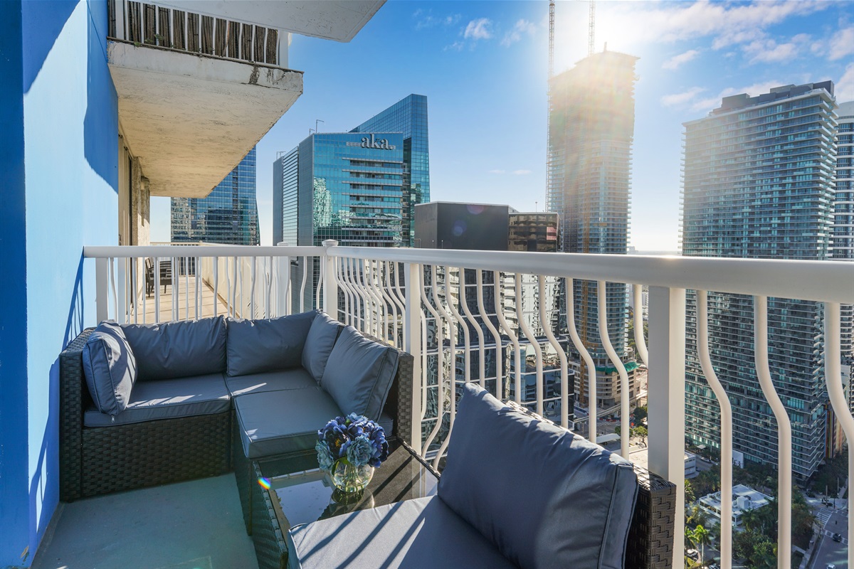 Balcony & Brickell Views