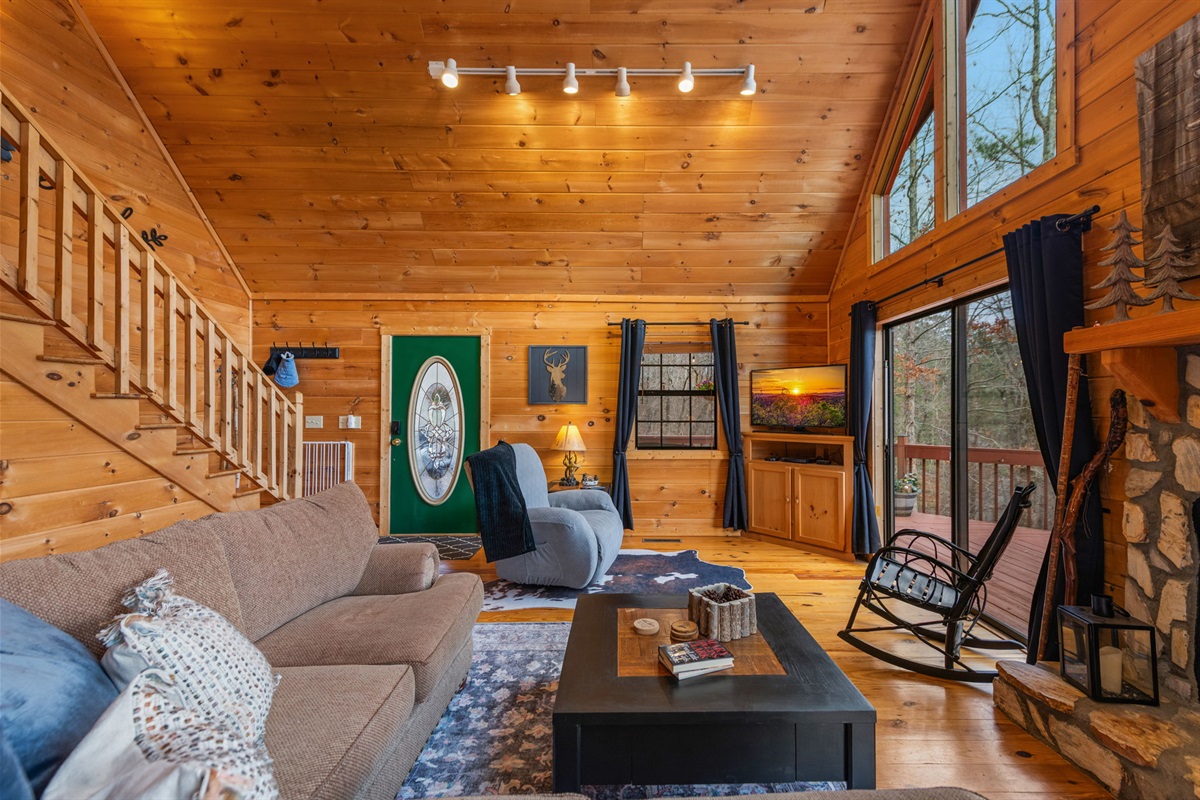 Whether you're enjoying a quiet morning or gathering in the evening, this area is ideal for every moment.