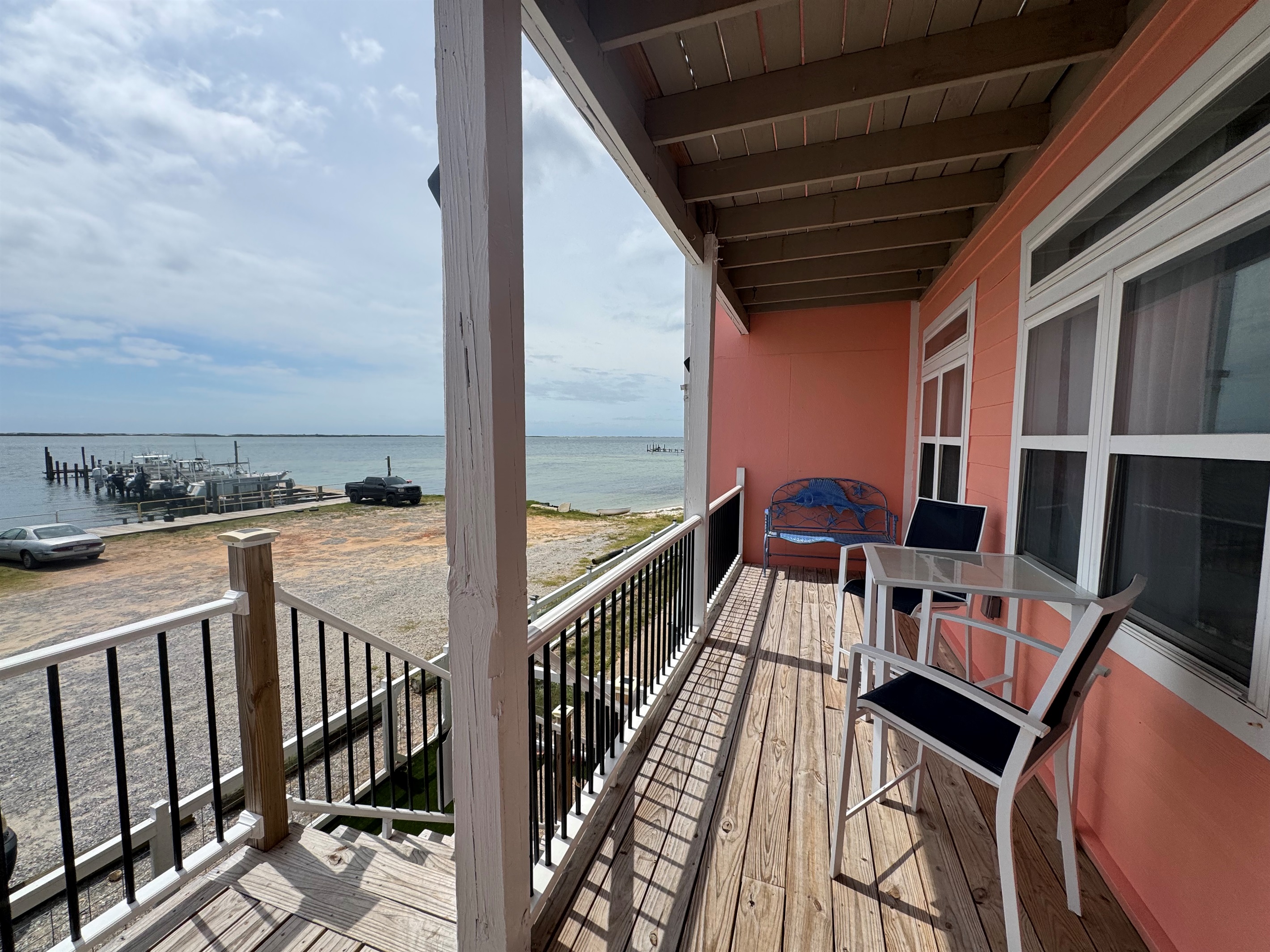 Balcony with oceanview