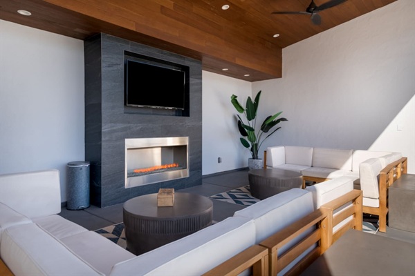 Outdoor Covered Lounge