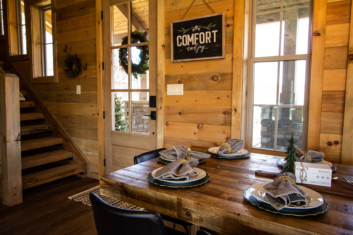 Dining table decorated for Christmas 