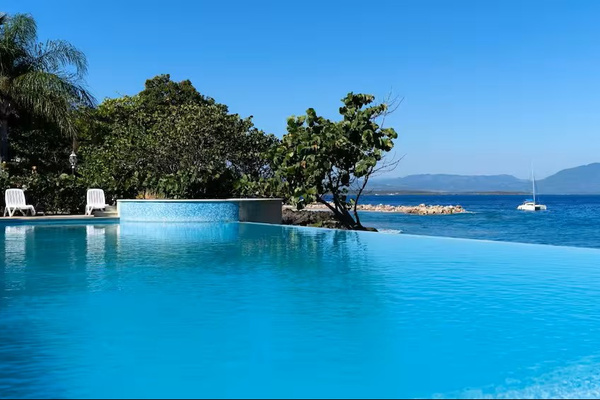 Ocean Front, Priv Beach, Gated, 2 BR