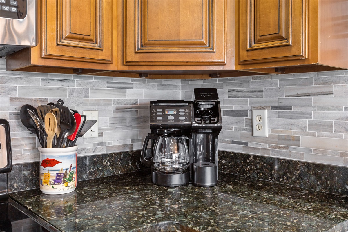 Start your mornings right with both drip and K-cup coffee options