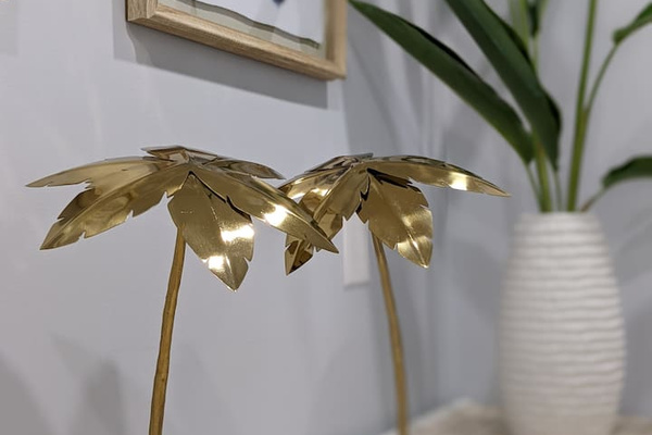 Close up of the Golden Palms. Since Dorado stands for Golden in English, just seemed right. By the way, the candels are meant to be lit. Please use them!