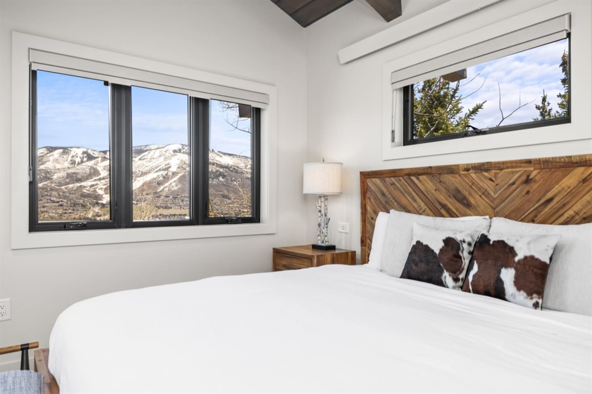 Ensuite King Bedroom 1