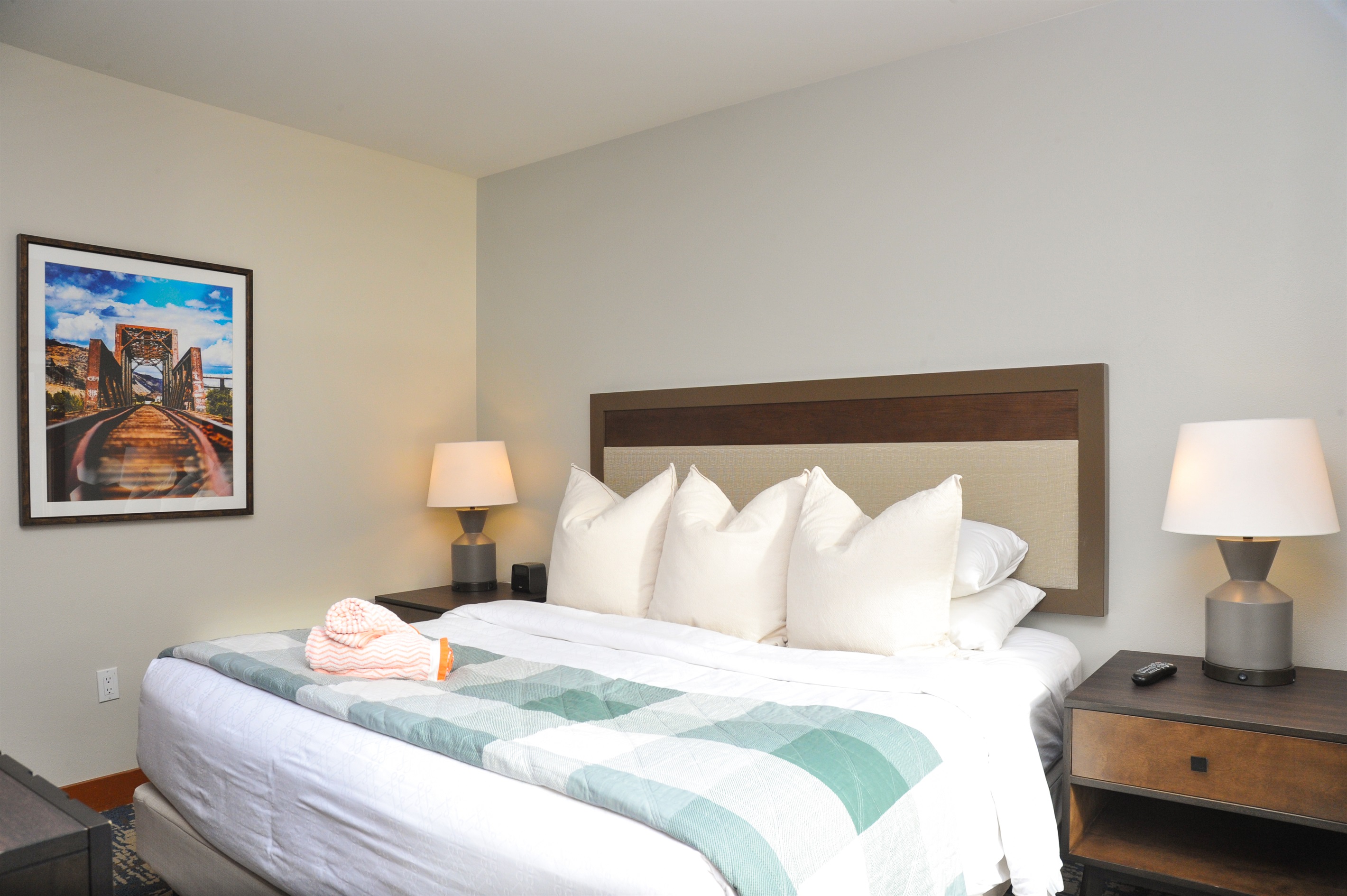 Bedroom #2 of 3: King bed, TV & lake views