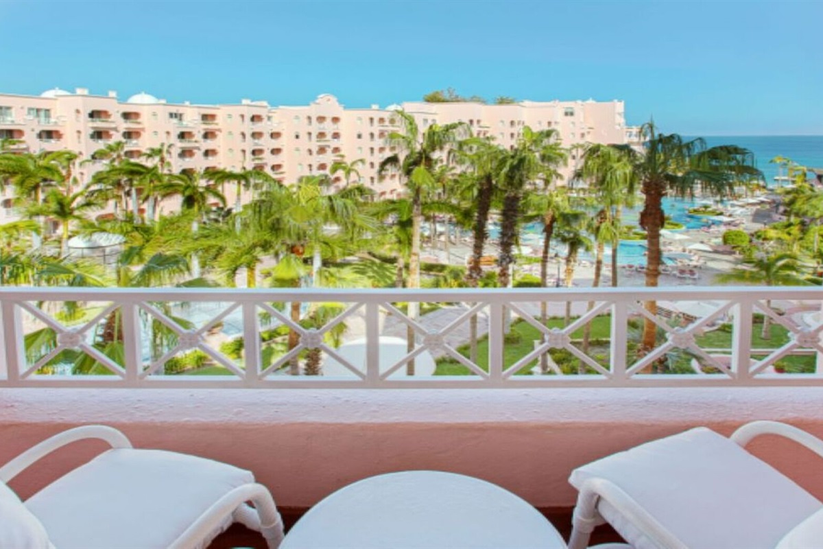 Owner Luxury Suite at the Rose, Vacation Travel Exclusives