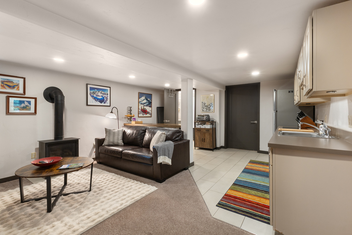 Living Room | Entry Way | Wood-burning fireplace