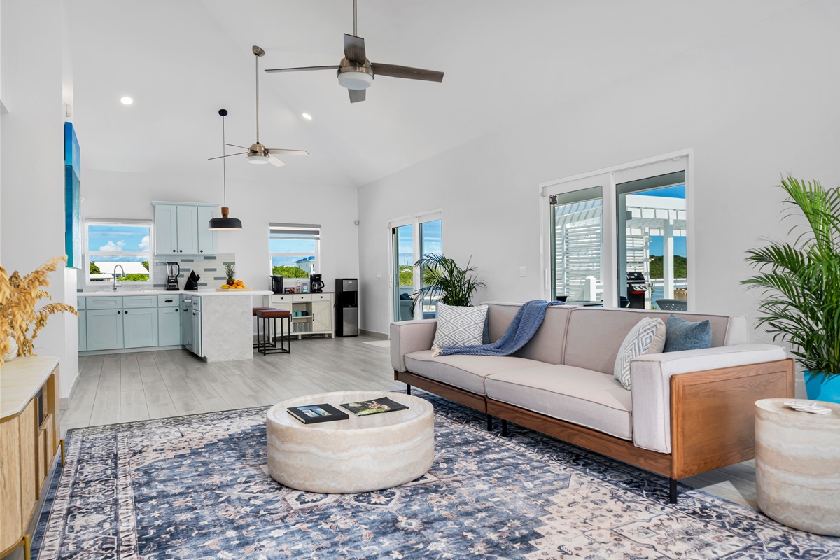 Always Summer - Living Room and Kitchen