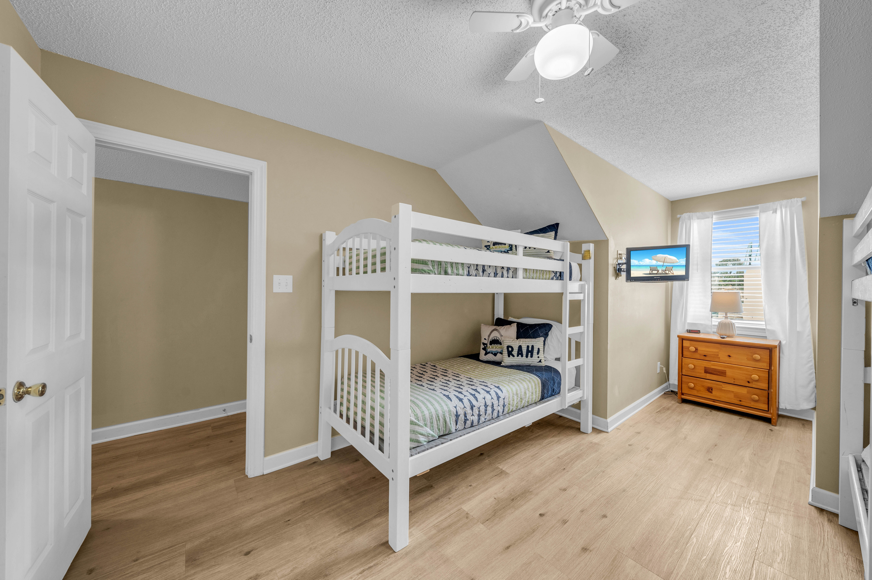 West upstairs bunkroom. Two sets of twin over twin bunkbeds