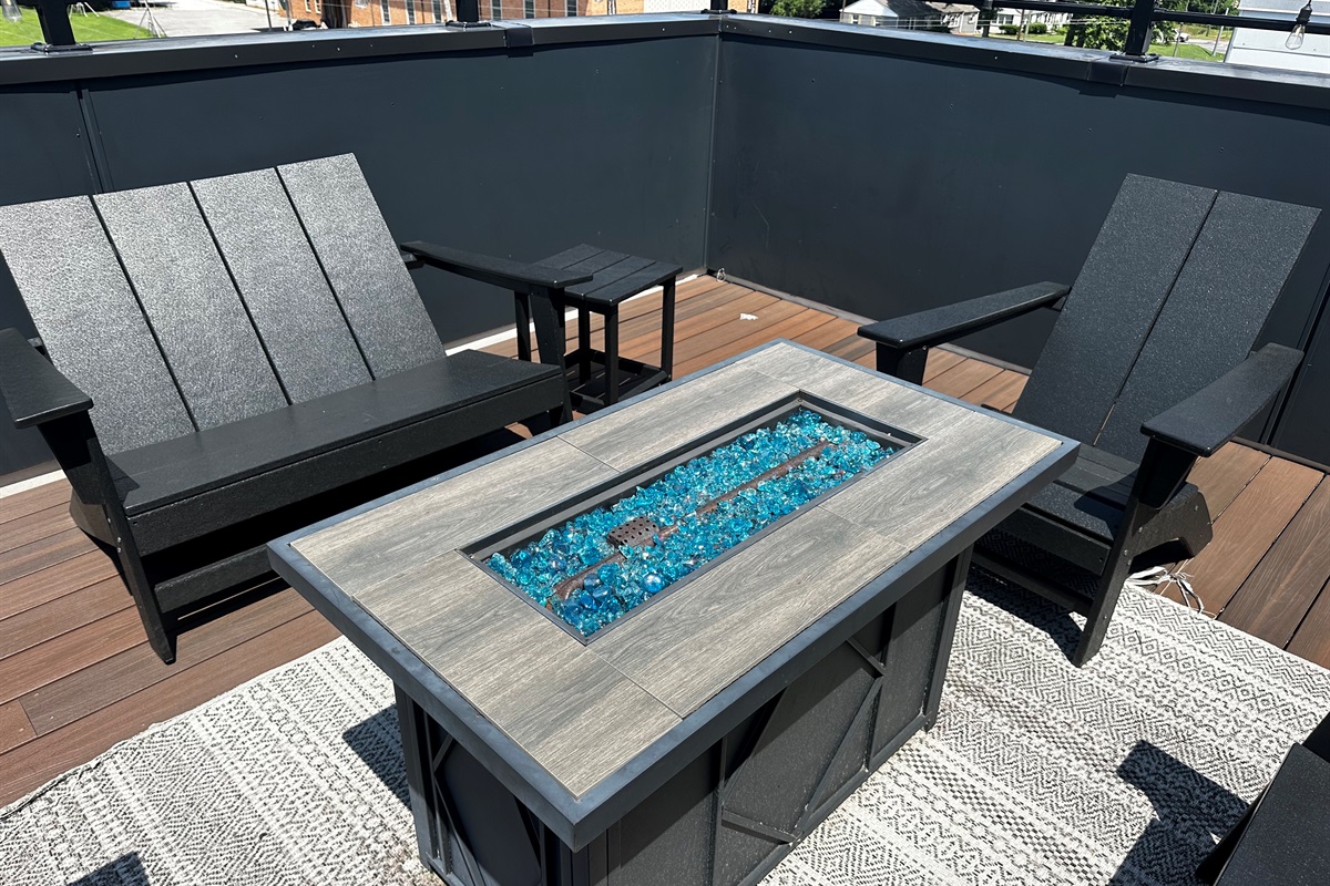 Imagine sitting around the firepit with friends after a day in Nashville