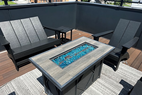 Imagine sitting around the firepit with friends after a day in Nashville