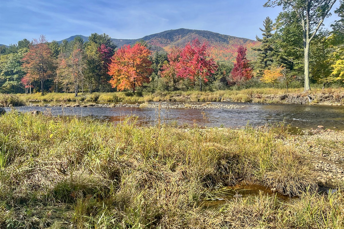 Algonquin Mountain Chalet Adirondack Vacation, LLC