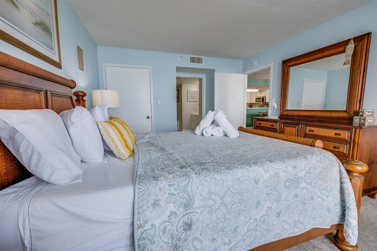 Stunning Bedroom Beautifully Decorated 💫✨