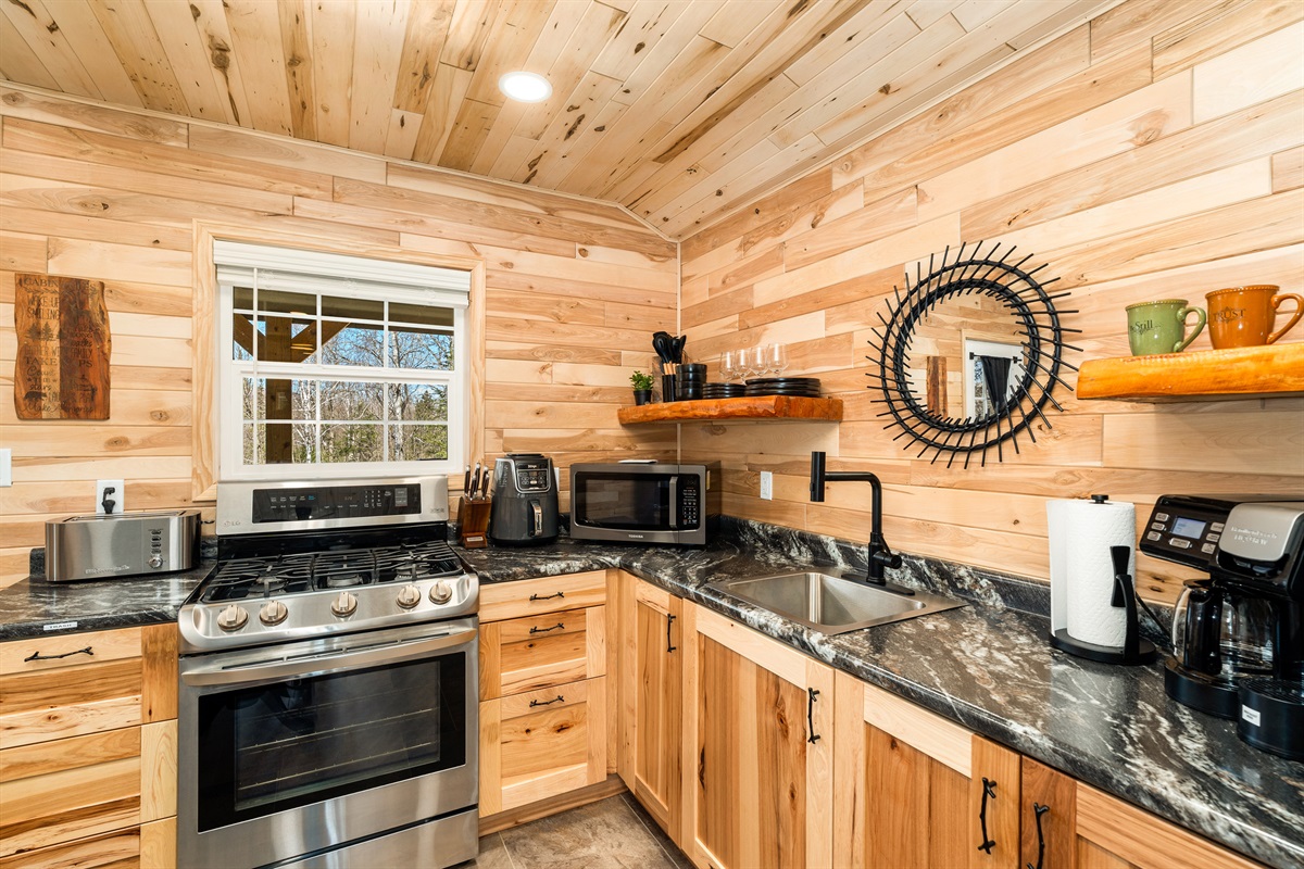 Ridge Cabin - Kitchenette