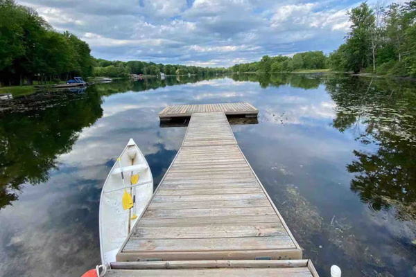 Dock