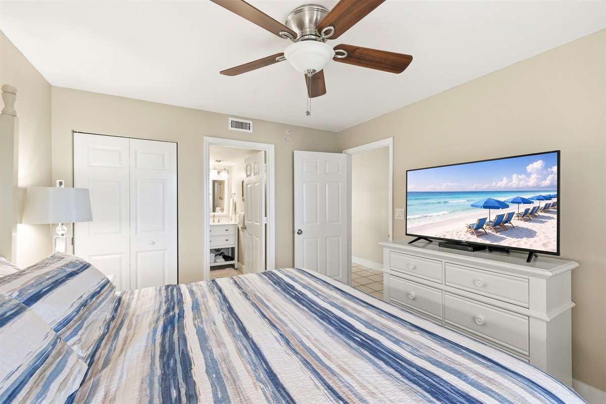 no harm to watch TV just before falling asleep in your king size bed...