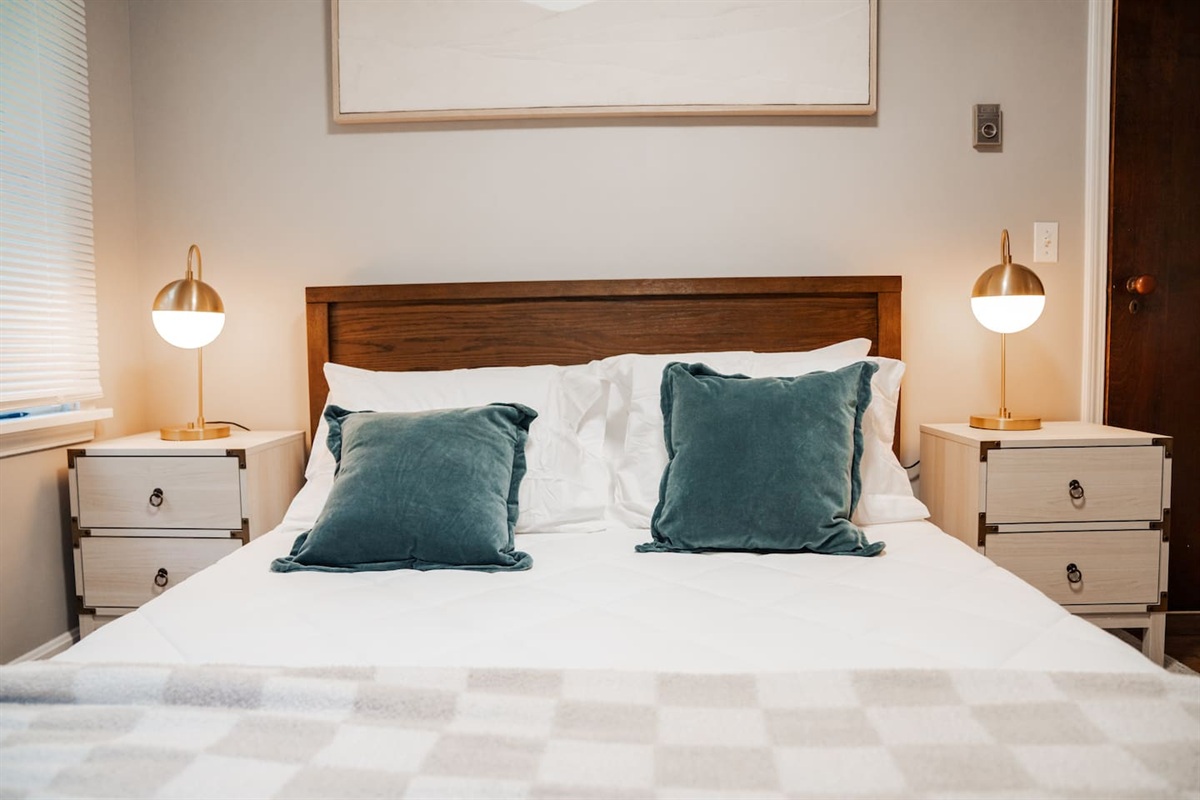 Queen bed