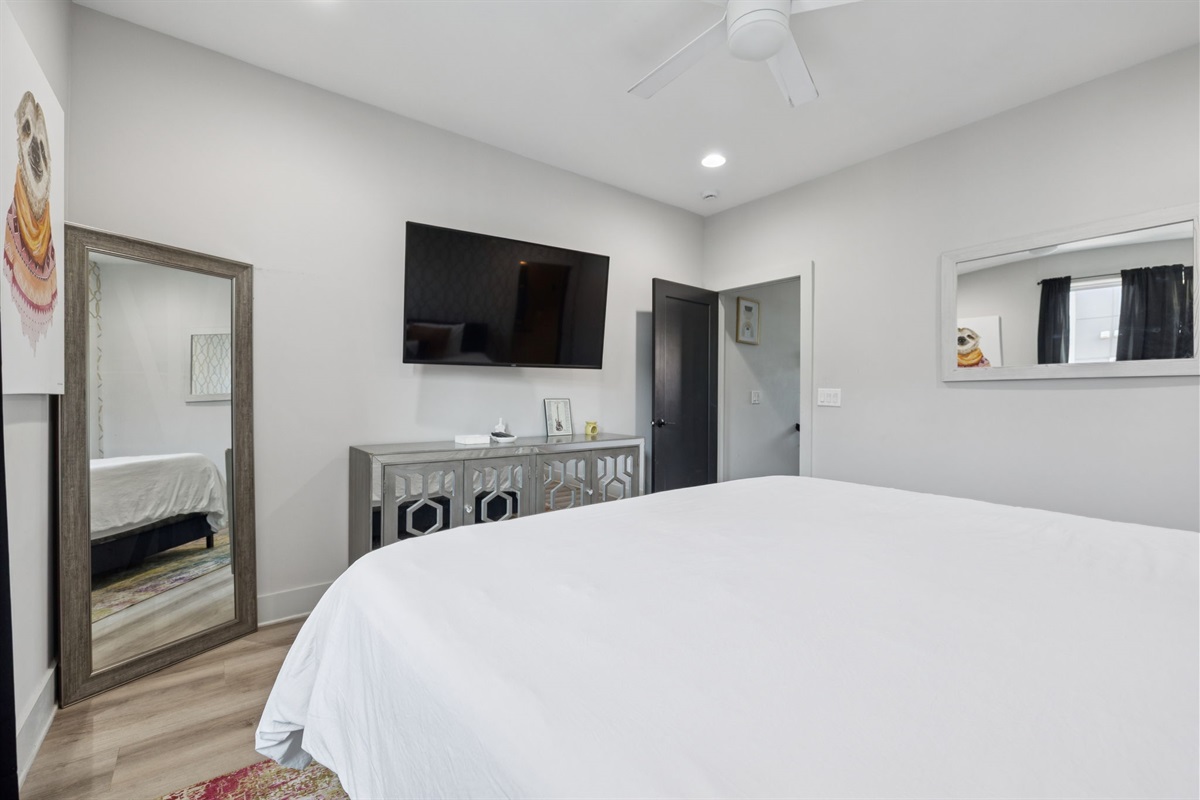 King Bedroom with Bathroom