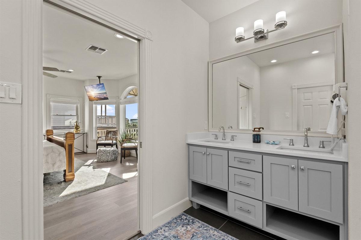 60352121b057417c9368d21bdab2045e Large | Beachhouse | Texas | TX | Vacation Homes | Galveston | Crystal Beach | Kokomo | Breezy Days | Beachfront Elegance | Sunrise Serenity | Southern Sands Property Management, LLC
