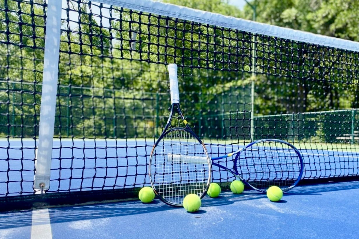 Resort tennis courts