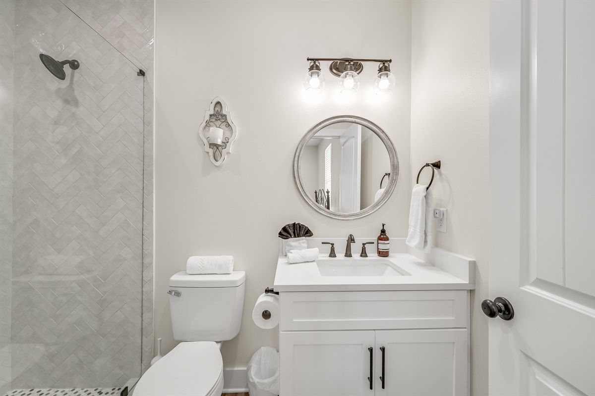 King Suite #6: Private Bathroom (second floor)