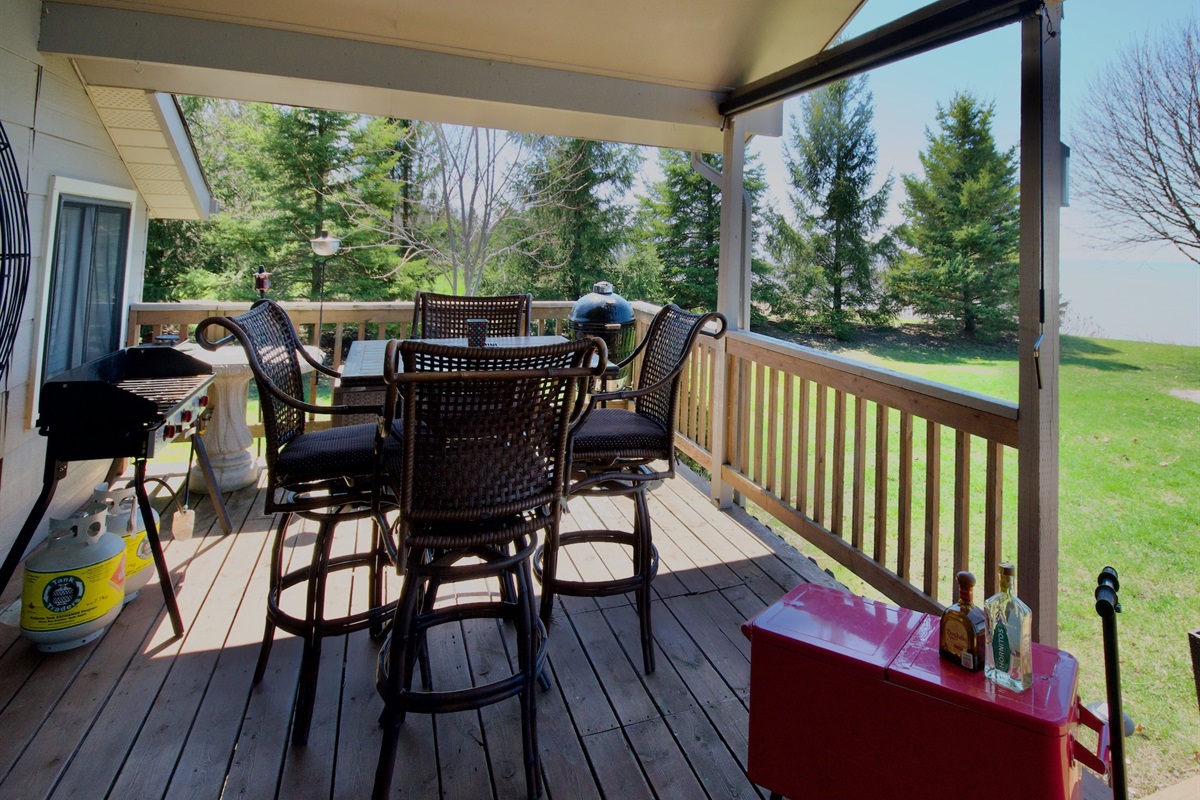 6071dac5efb94a588c3974a54fce2cf4 Large