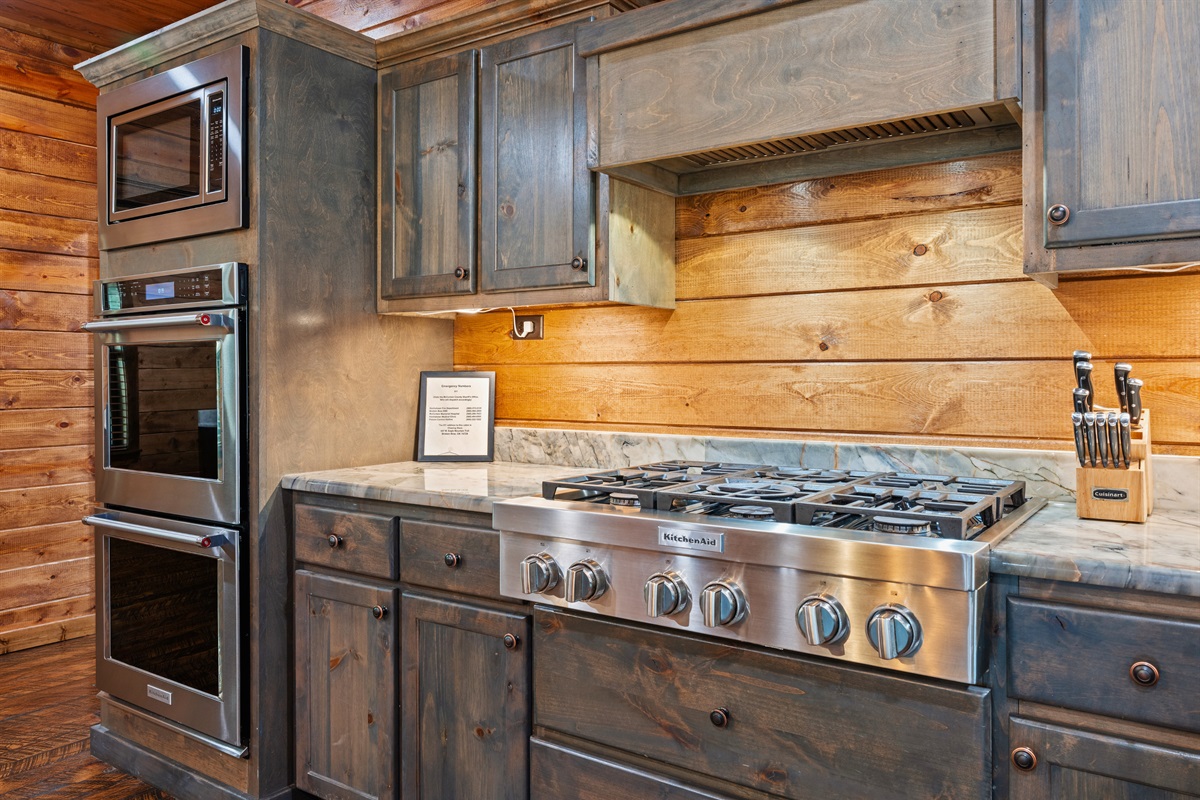 The gas range and double ovens offer everything you need to handle meals for a large group with ease.