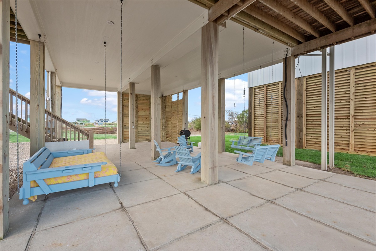 60af2f8a71264a35b0a31a175ccf52b7 Large | Beachhouse | Texas | TX | Vacation Homes | Galveston | Crystal Beach | Kokomo | Breezy Days | Beachfront Elegance | Sunrise Serenity | Southern Sands Property Management, LLC