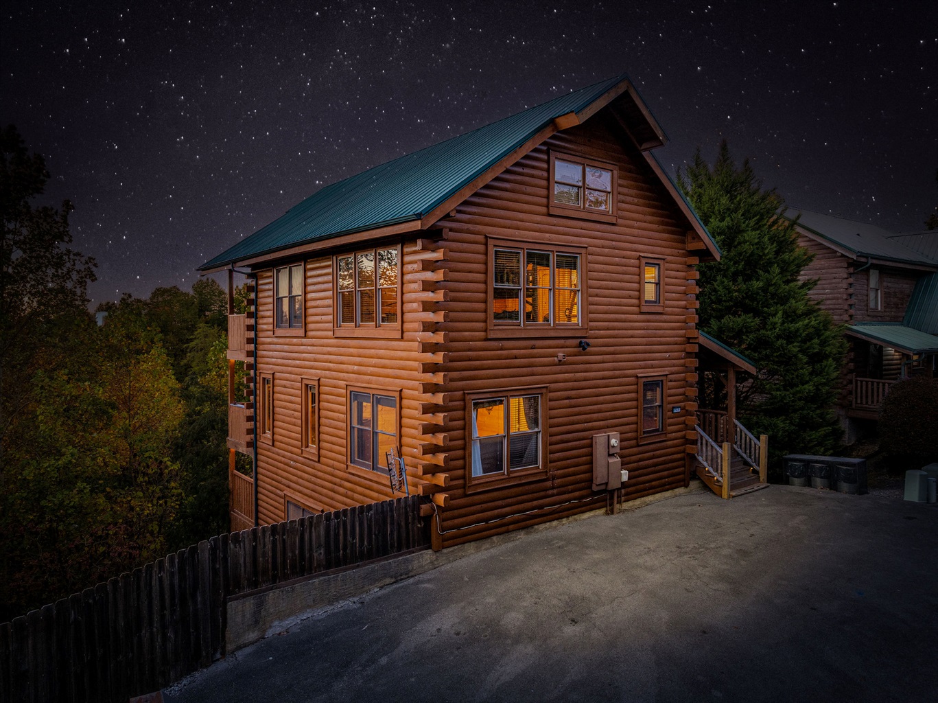 Who doesn't love coming home to the cabin in the evening?