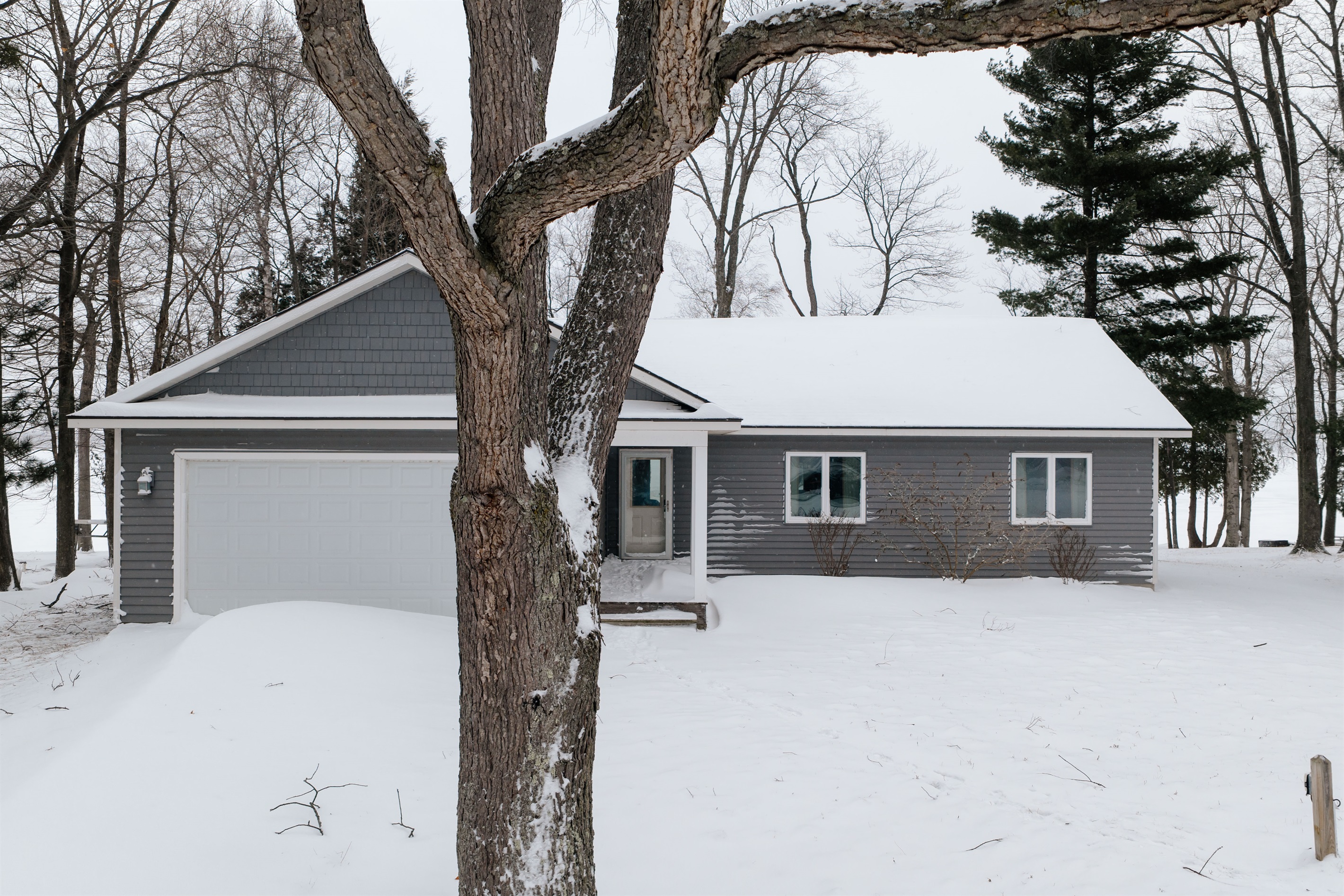 Exterior front of Shorebird Shores 