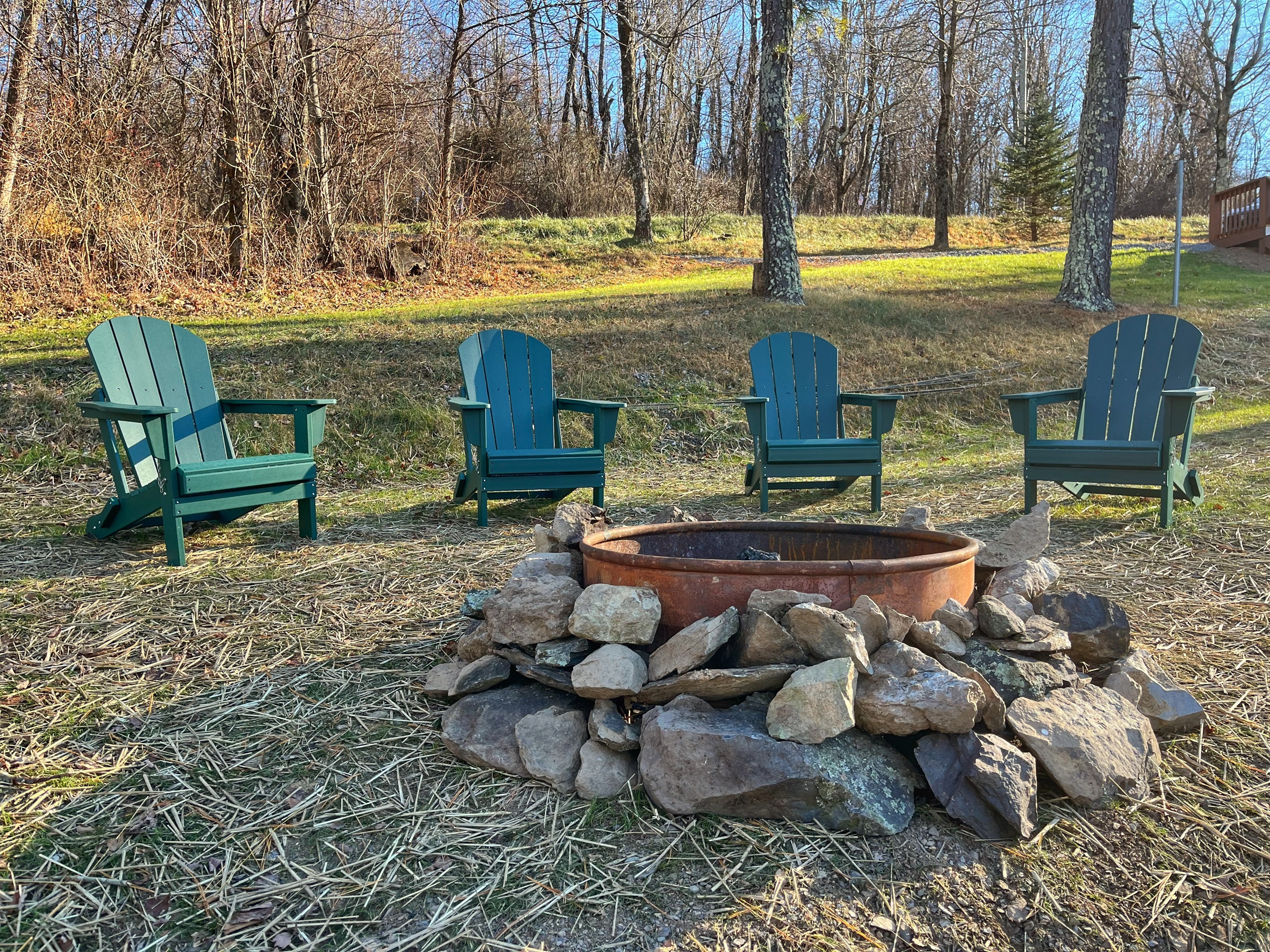 Campfire pit with beautiful mountain views