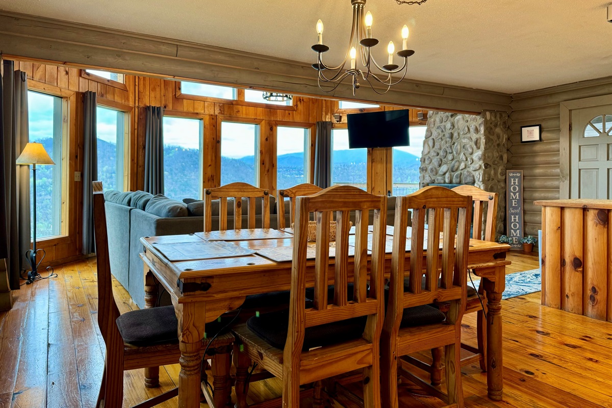 SPRING DINING ROOM VIEW