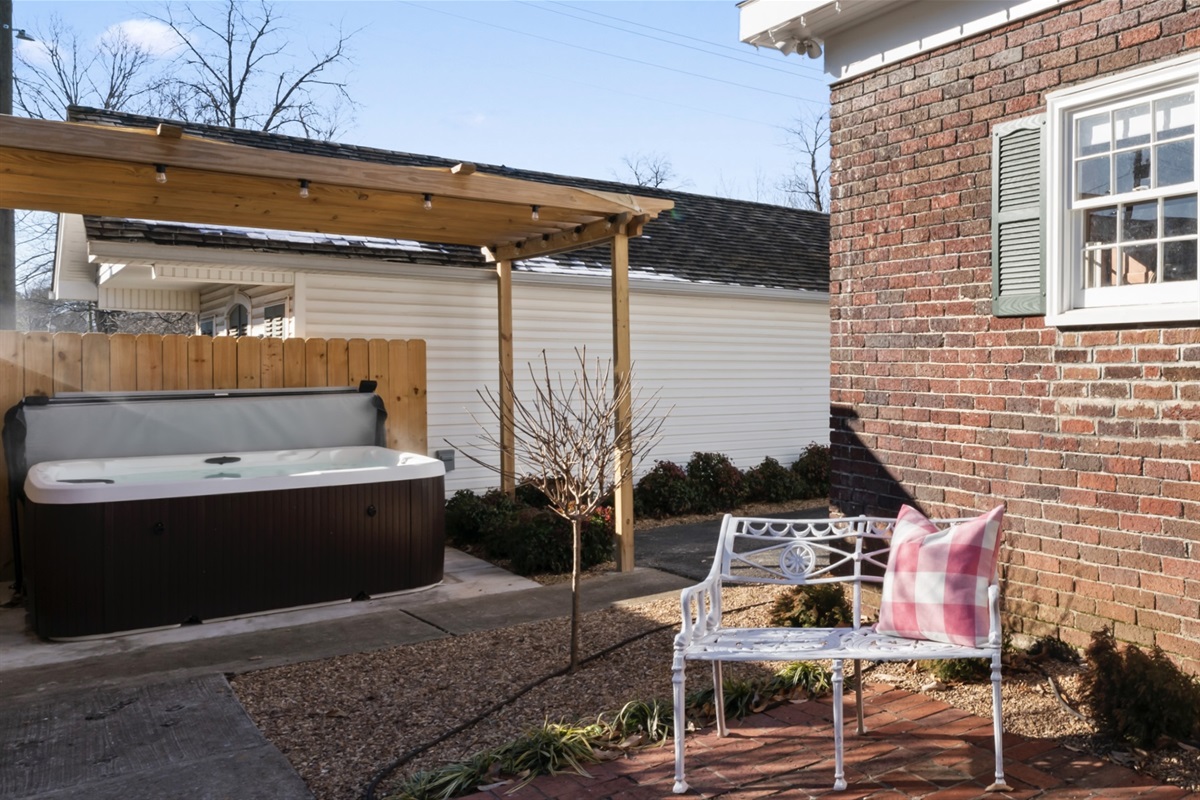 Carriage House Front Patio
