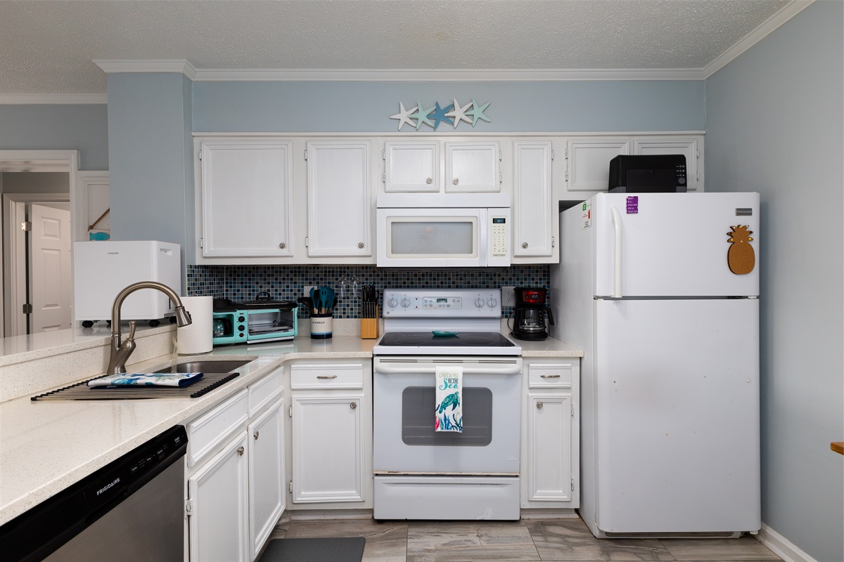 Clean and inviting kitchen setup
