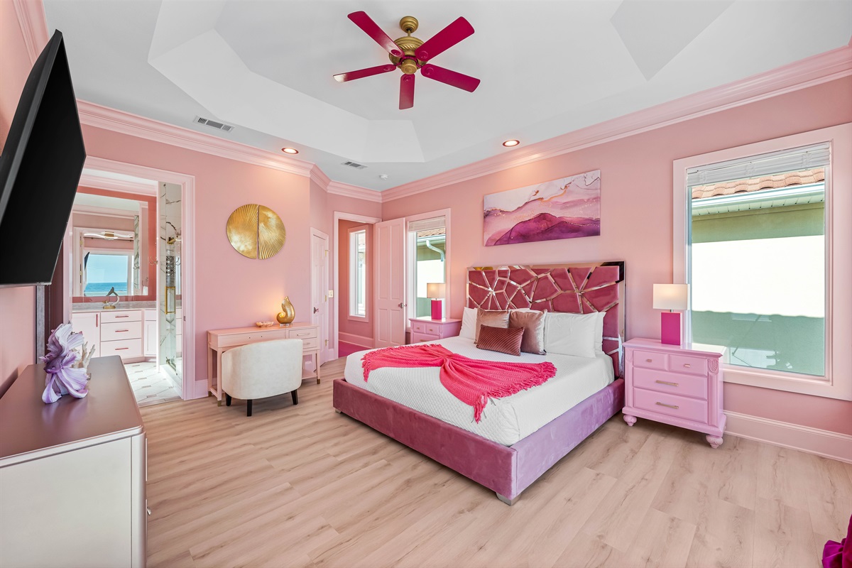 Beachfront Master Suite with Twin Bunk Nook | Third Floor