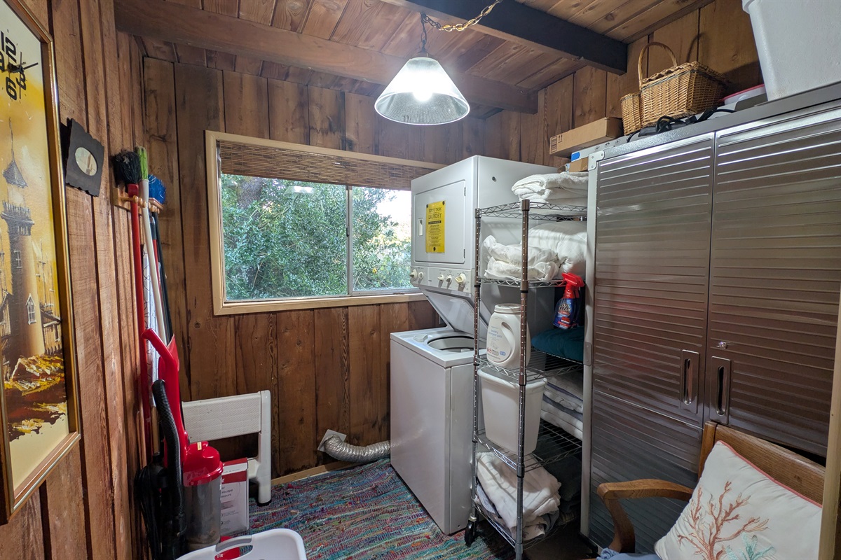Laundry Room with full size Laundry Center