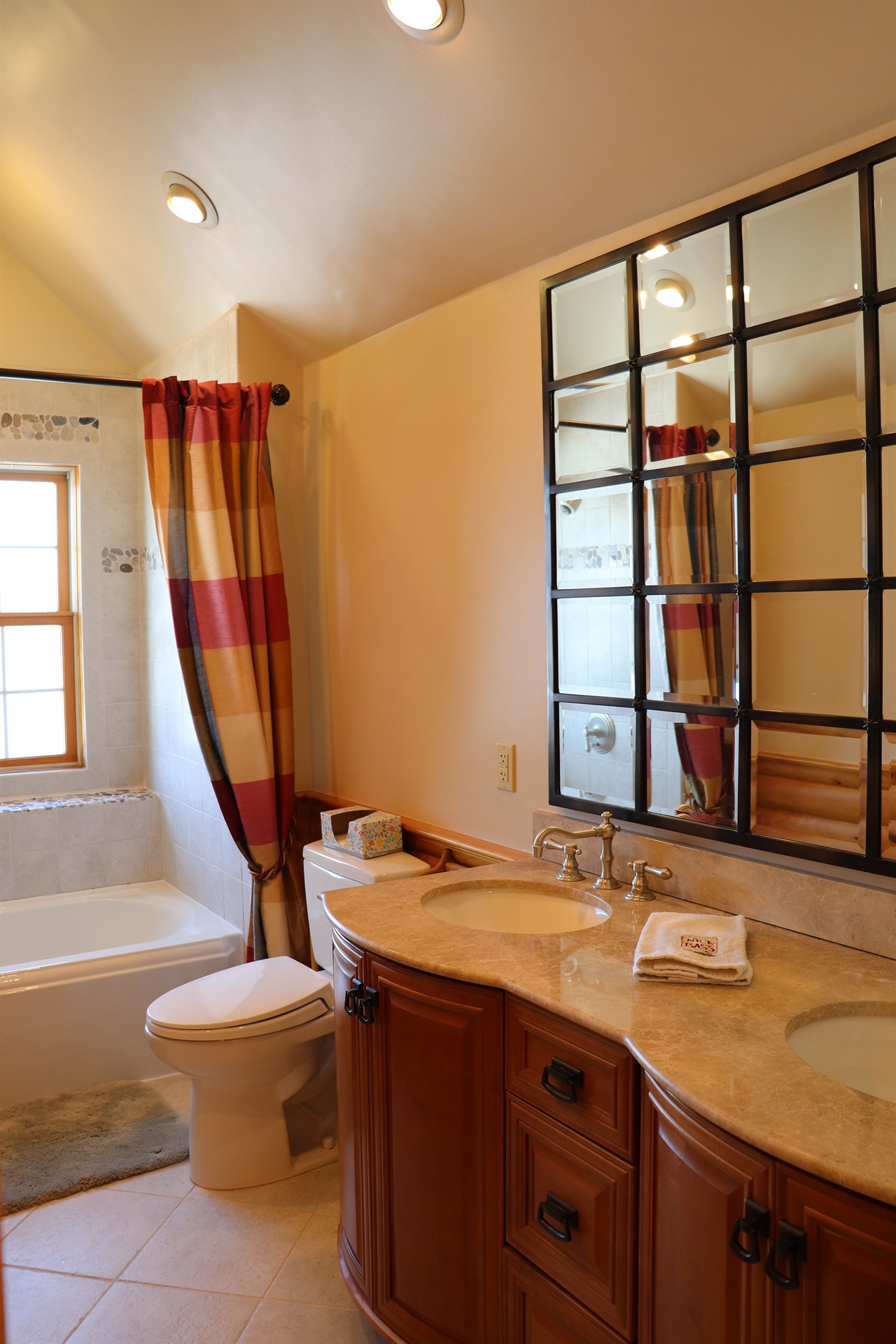 2nd floor Master full bathroom, tub and shower.