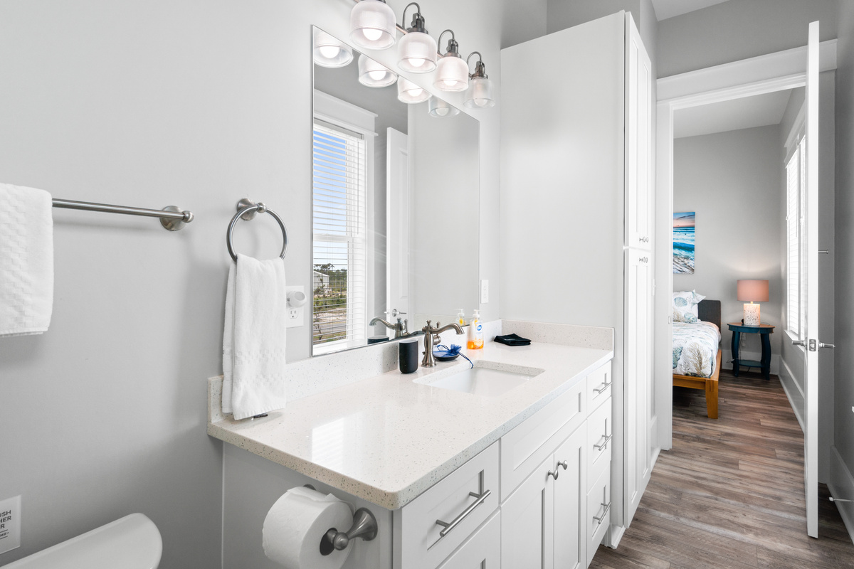 2nd Level En Suite