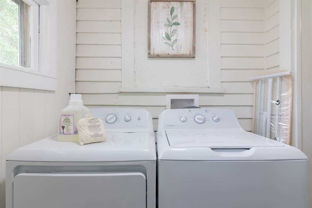 Washer/Dryer avaiable for use. 