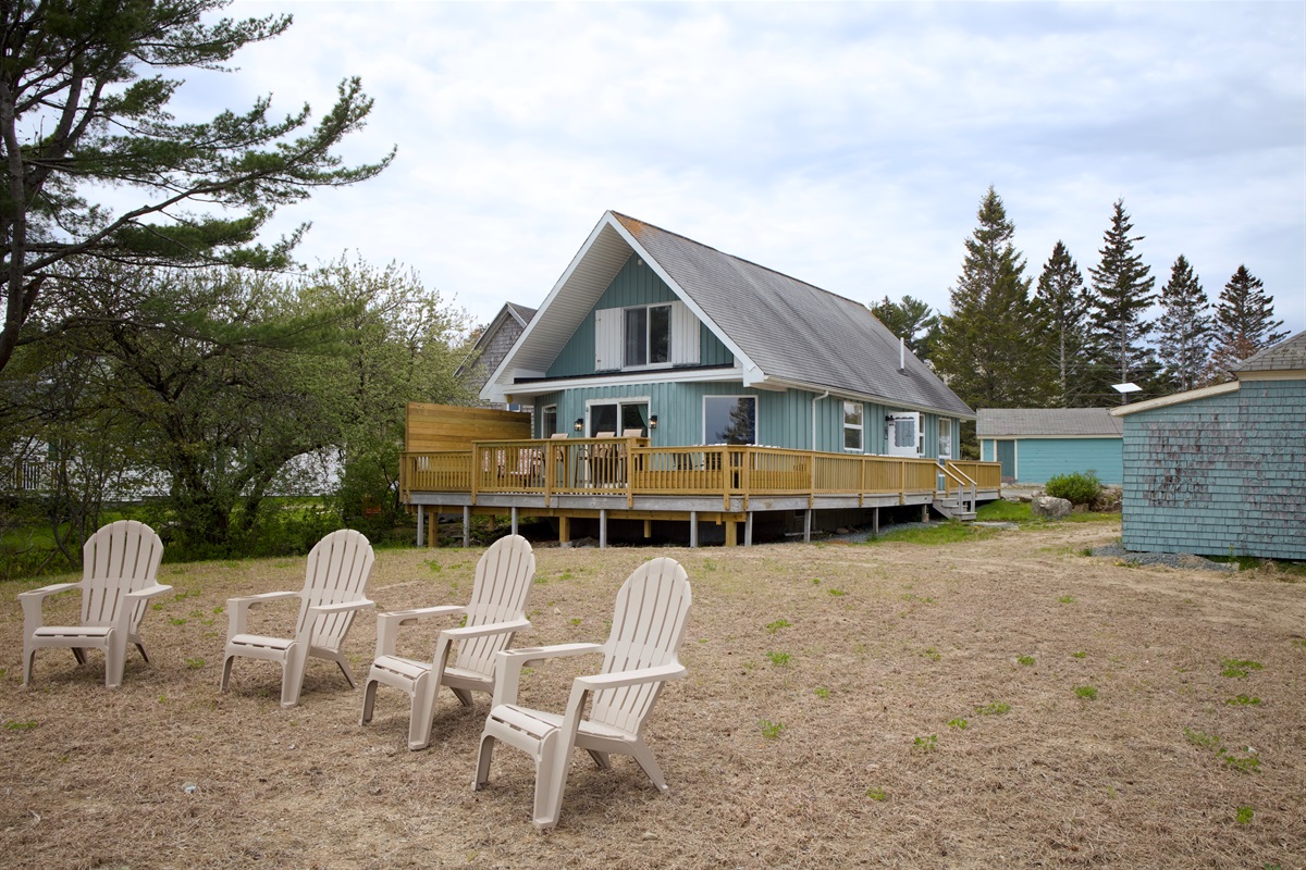 Adirondacks to absorb those views and rest.