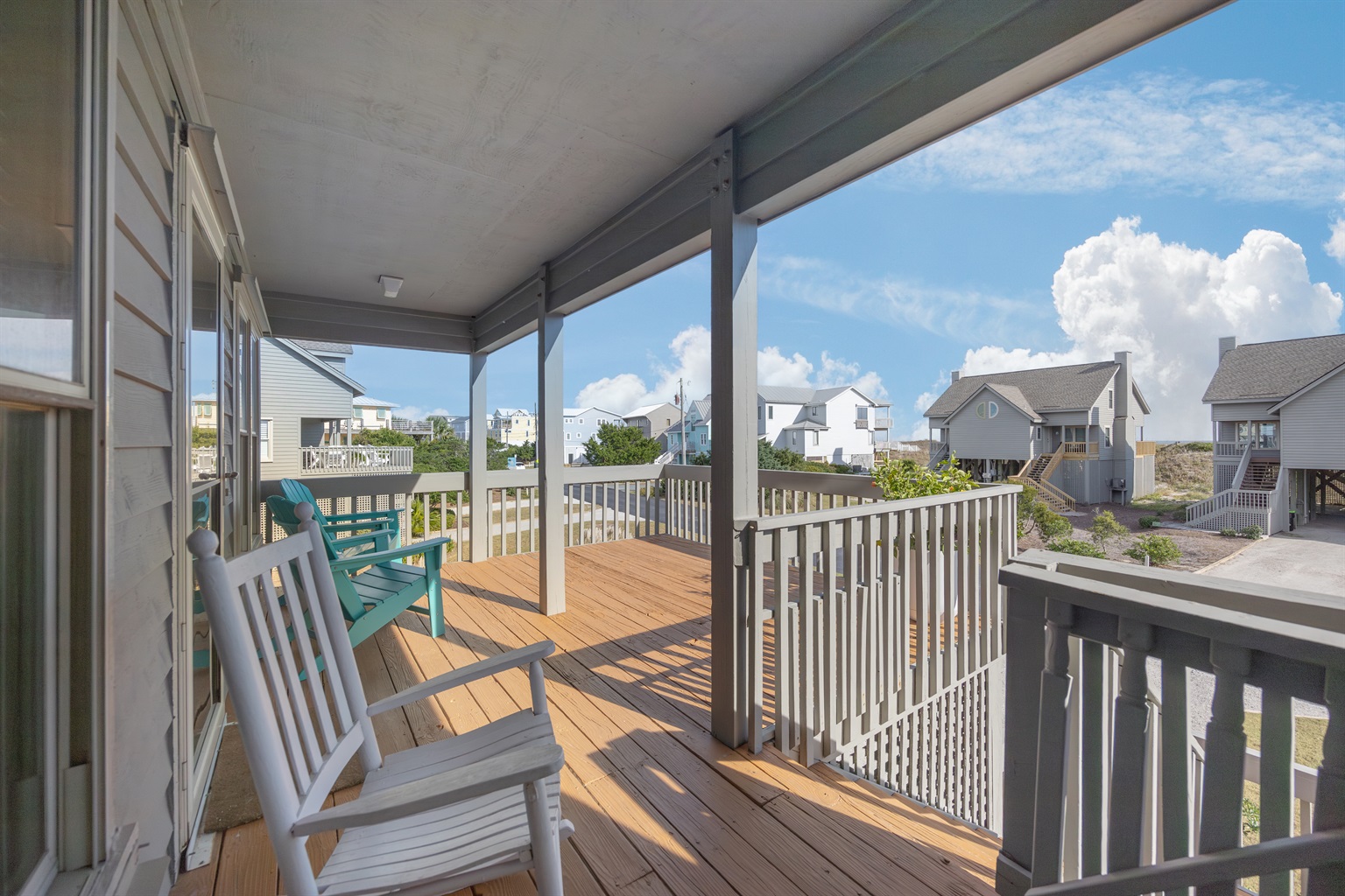 Spacious outdoor area for unwinding after a day at Topsail Beach.