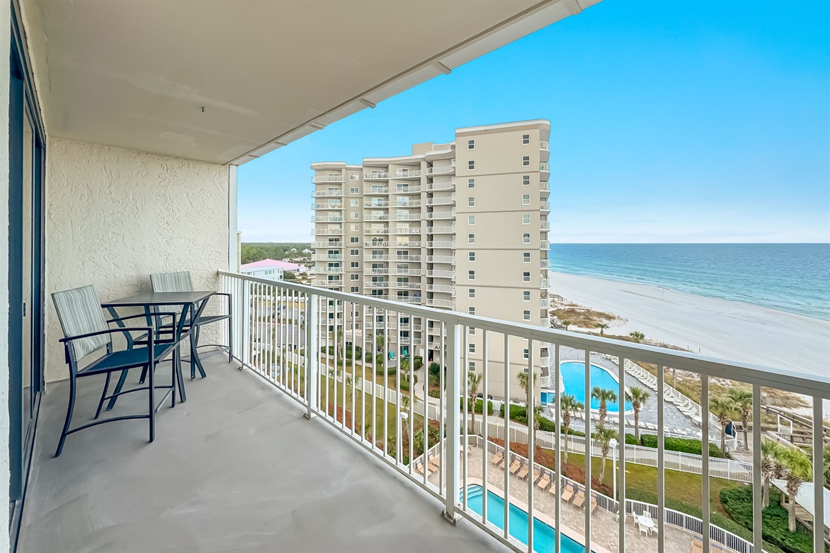 Breathtaking panoramic ocean views create an unforgettable backdrop for your stay.  Perfect for dining, relaxing, and soaking in the coastal atmosphere.