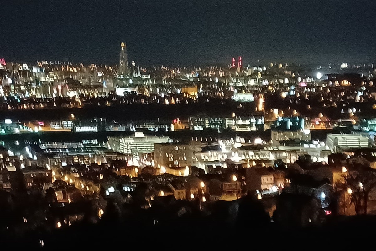 Cathedral of learning highlighted in the Oakland section of the city of Pittsburgh.