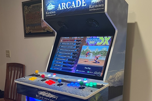 Arcade with 3,000 games