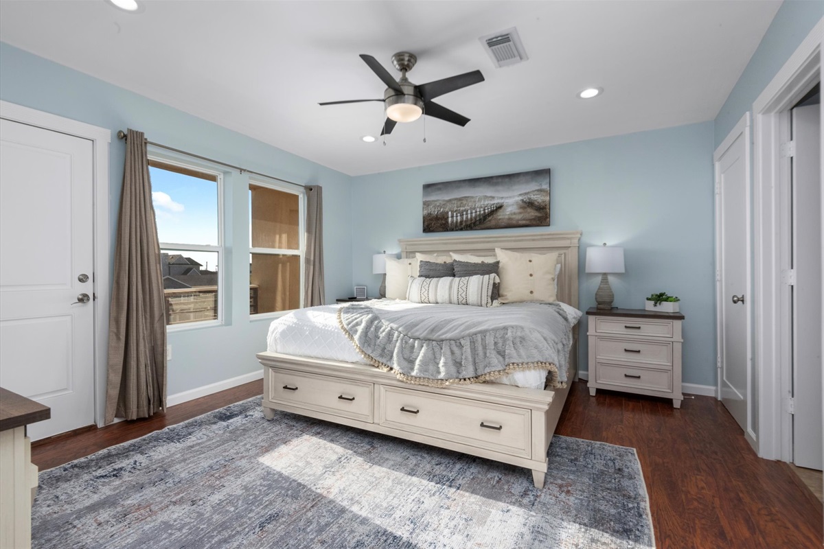 613b919708654fdf9636057c38380b79 Large | Beachhouse | Texas | TX | Vacation Homes | Galveston | Crystal Beach | Kokomo | Breezy Days | Beachfront Elegance | Sunrise Serenity | Southern Sands Property Management, LLC