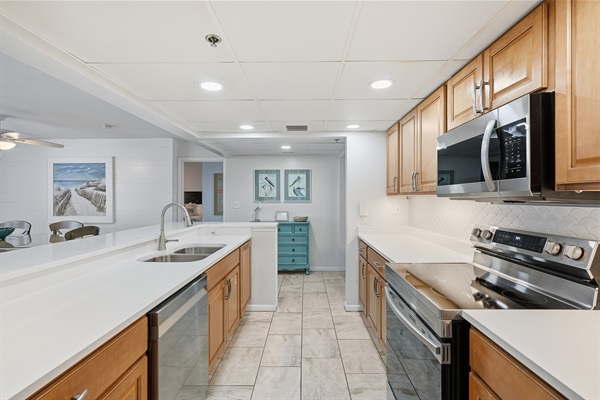 Large kitchen, well equipped