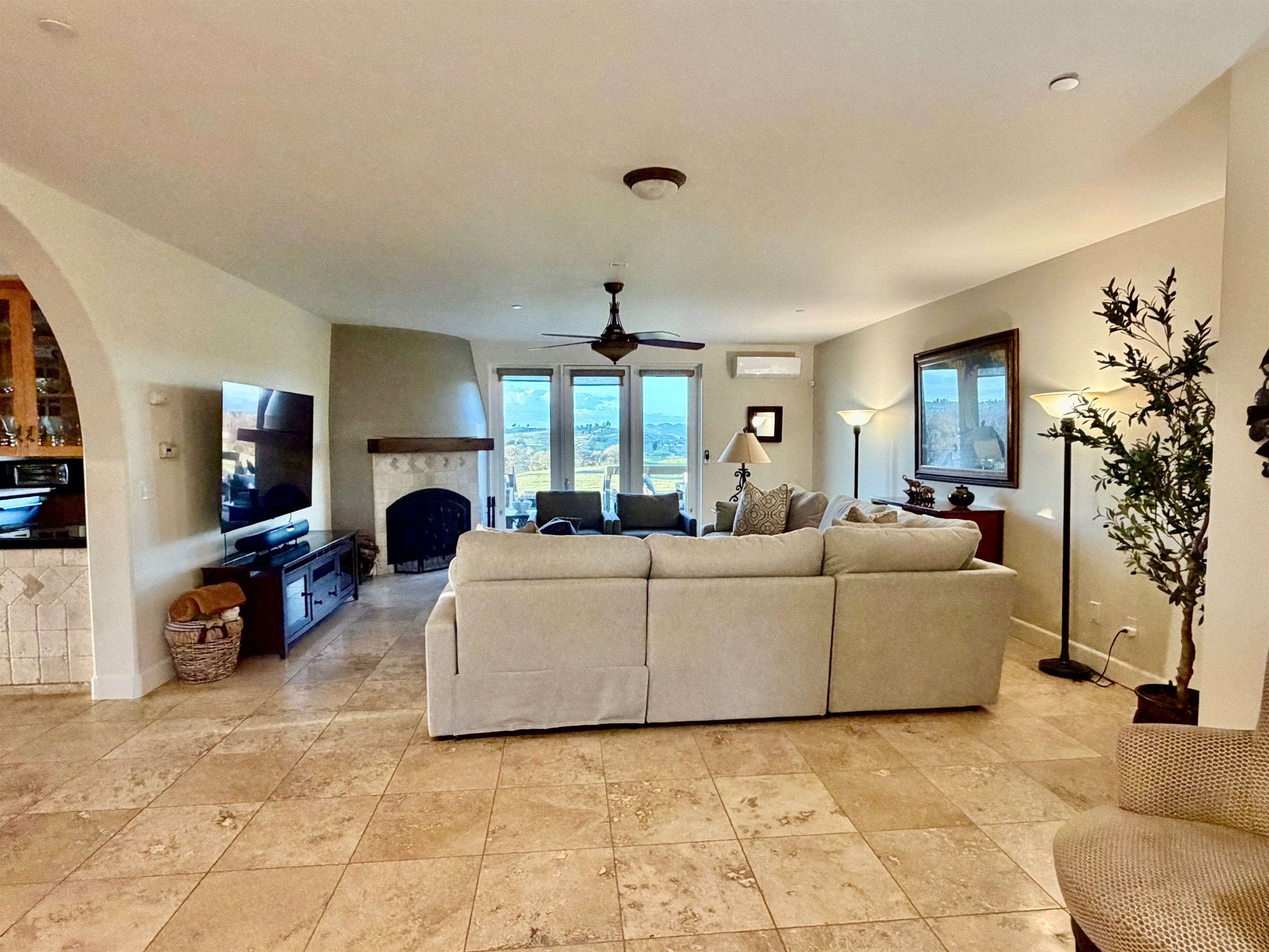 Living room with views, relax and drink your morning coffee.